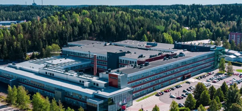 helicopter view to a conference hall